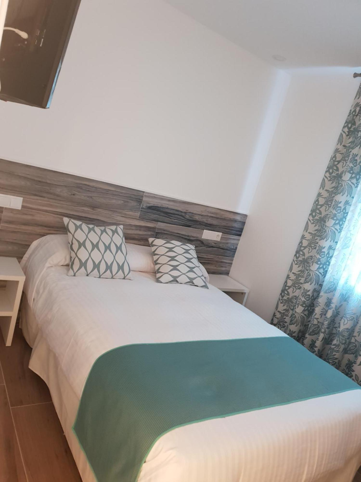 Hostal Cabanas Carboneras de Guadazaón Exterior foto