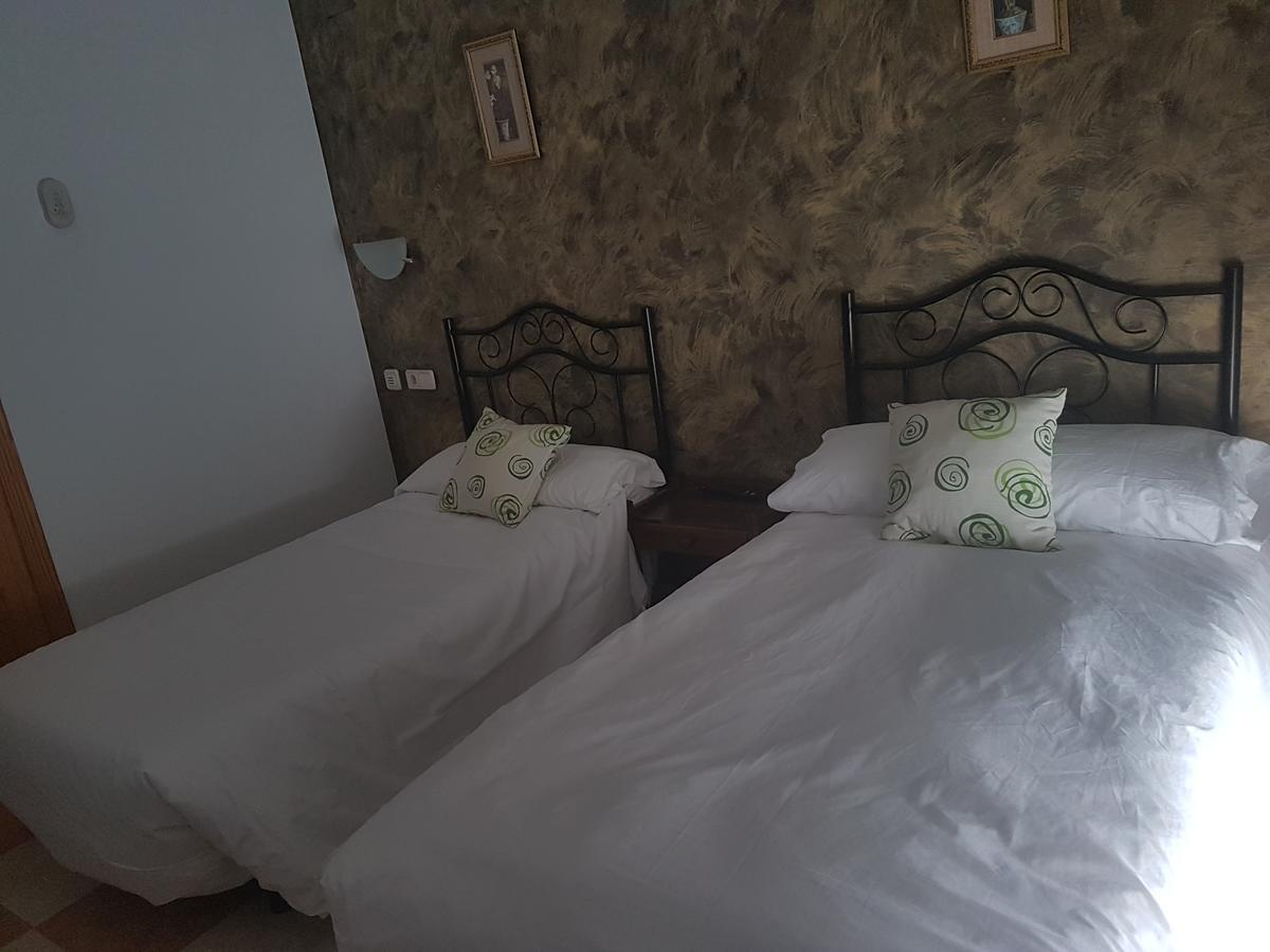 Hostal Cabanas Carboneras de Guadazaón Exterior foto